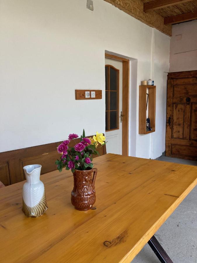 Nantucket Guesthouse Vrbas Bagian luar foto