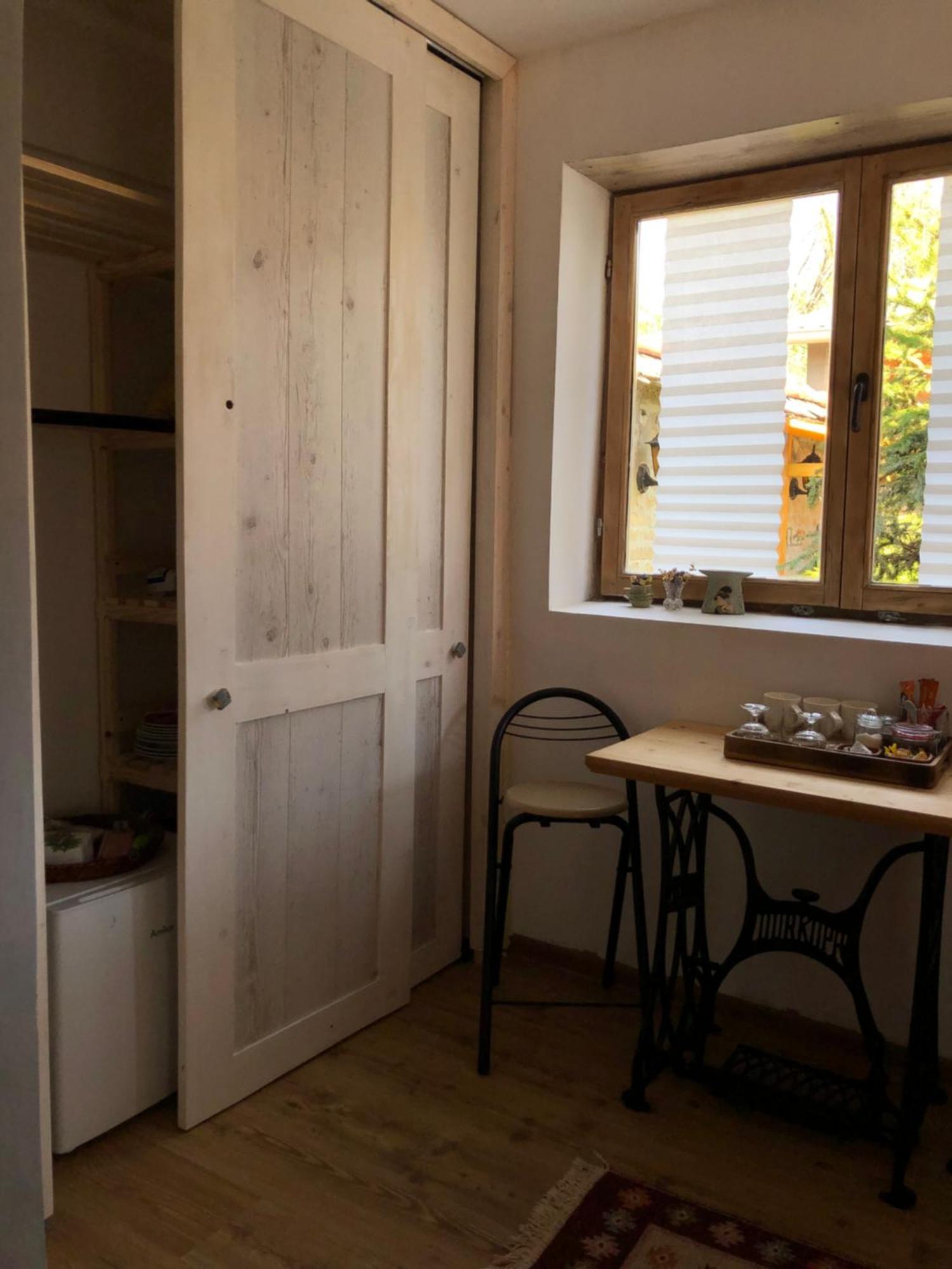 Nantucket Guesthouse Vrbas Bagian luar foto